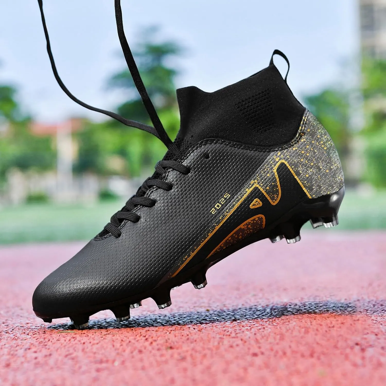 HHY Men's Soccer Shoes Football Cleats with Lace-Up High-Tops Non-Slip Spikes